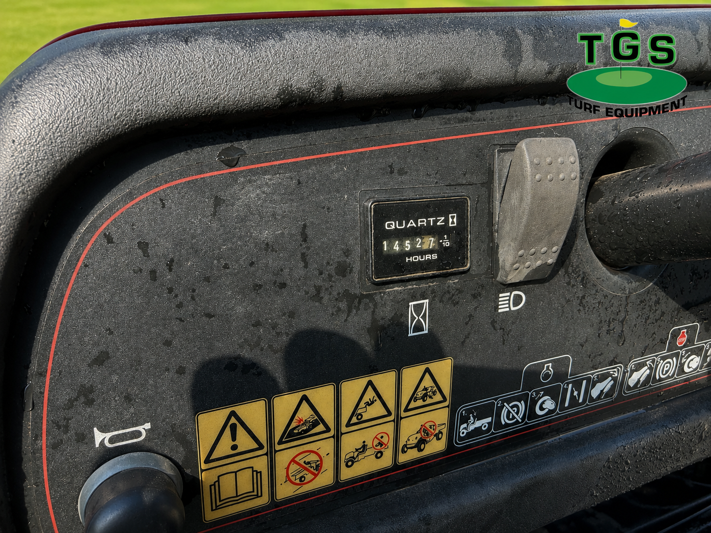 TORO MDX WORKMAN W/ BEVERAGE CADDY - Image 4