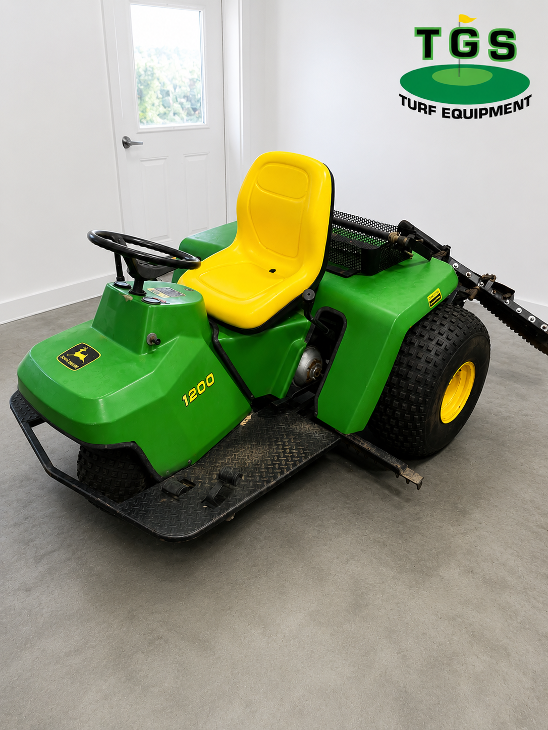 JOHN DEERE 1200 BUNKER RAKE